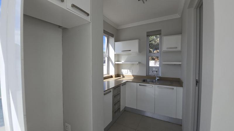 5 Bedroom Property for Sale in The Islands Estates North West